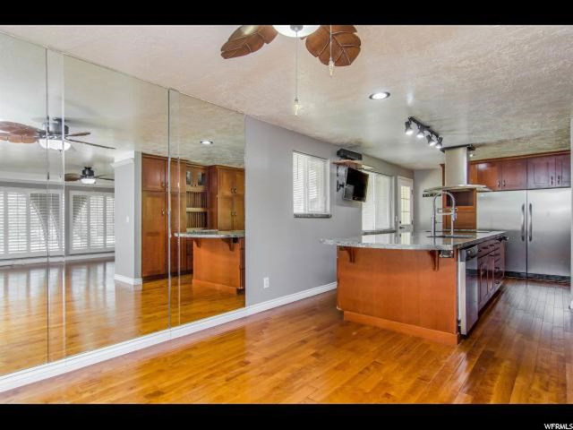 2500 E Vail Cir, Sandy, UT 84093 — photo 5