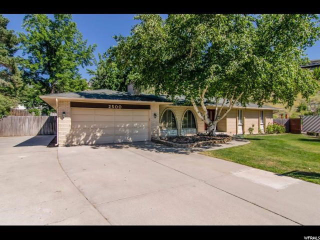 2500 E Vail Cir, Sandy, UT 84093 — photo 2