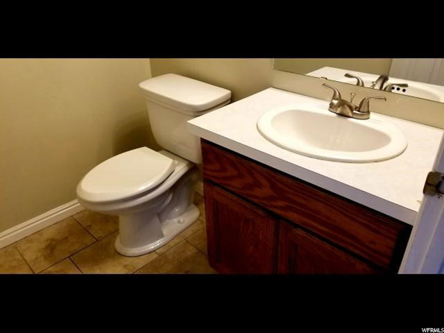 2259 E Rolling Oaks Ln, Layton, UT 84040 — photo 11