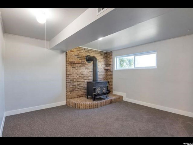 413 W 2400 N, Sunset, UT 84015 — photo 11