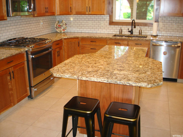 747 Mountain View Dr, River Heights, UT 84321 — photo 8