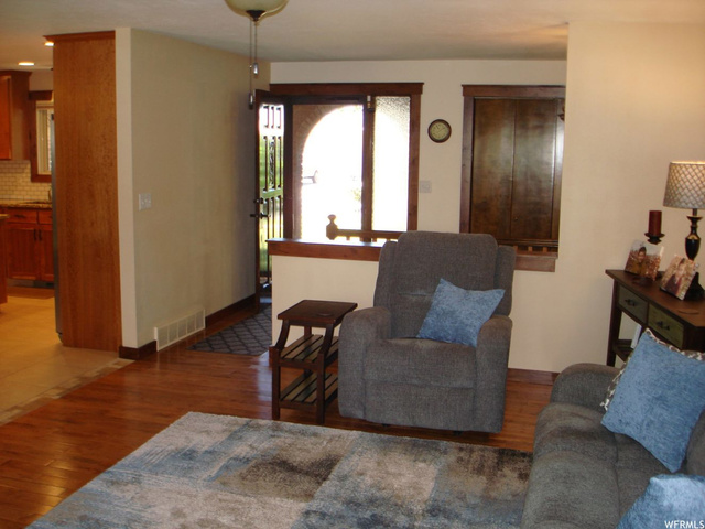 747 Mountain View Dr, River Heights, UT 84321 — photo 10