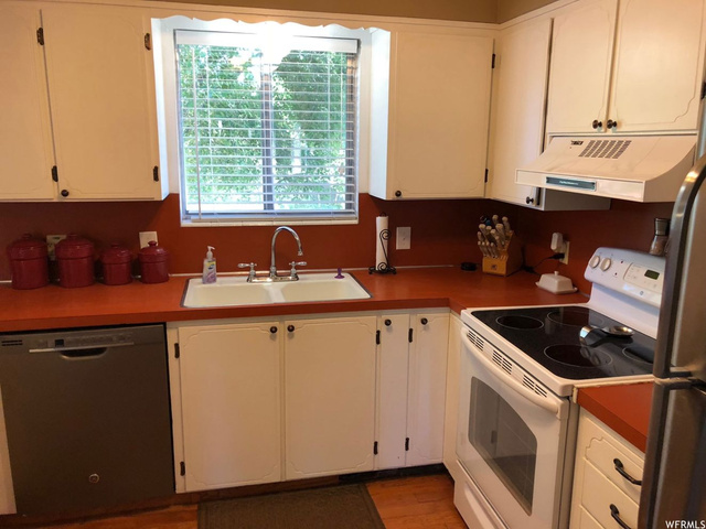 154 W 400 N, Smithfield, UT 84335 — photo 5
