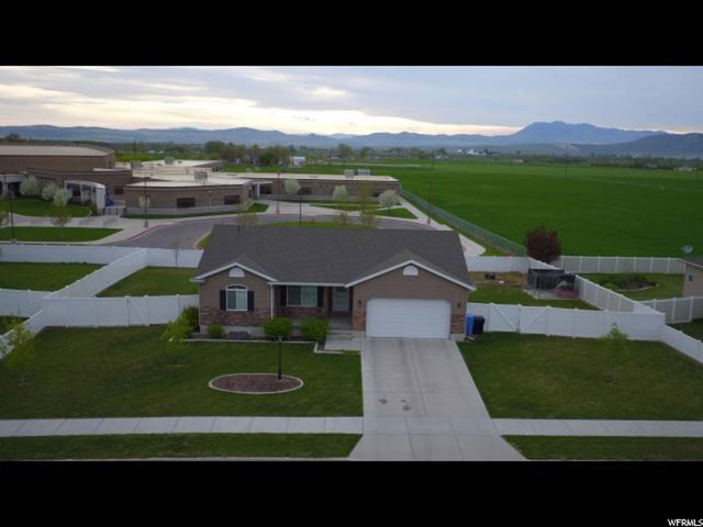 261 N 600 W, Smithfield, UT 84335 — photo 2