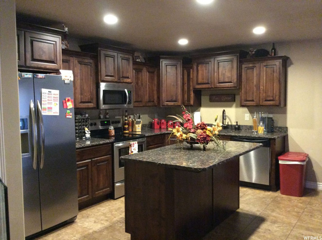 537 E 1725 N, North Ogden, UT 84414 — photo 4
