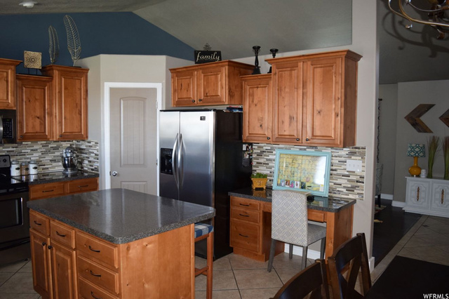 659 W 25 N, Clearfield, UT 84015 — photo 6