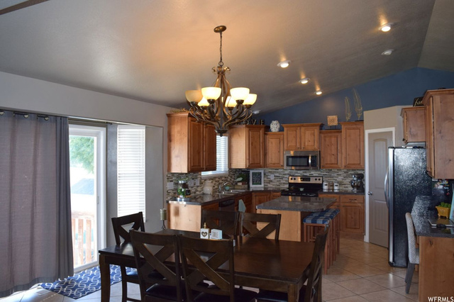 659 W 25 N, Clearfield, UT 84015 — photo 5