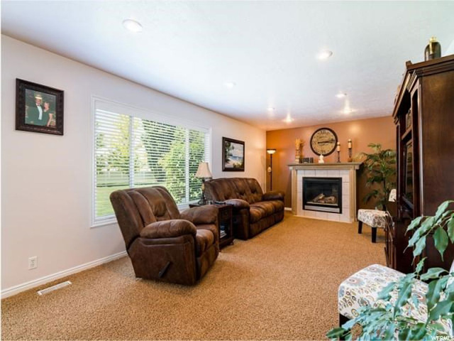 231 E Kay Cir, Kaysville, UT 84037 — photo 9