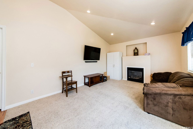 118 W 300 S, Hyde Park, UT 84318 — photo 11