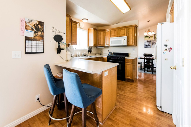 118 W 300 S, Hyde Park, UT 84318 — photo 4