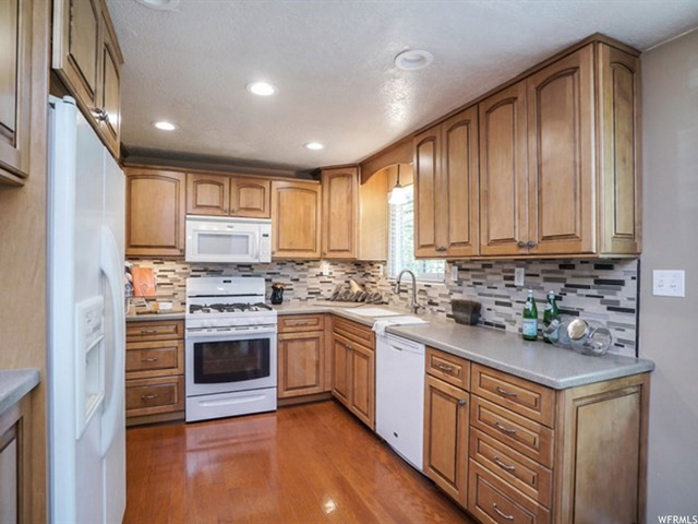 2030 E 5675 S, South Ogden, UT 84403 — photo 10