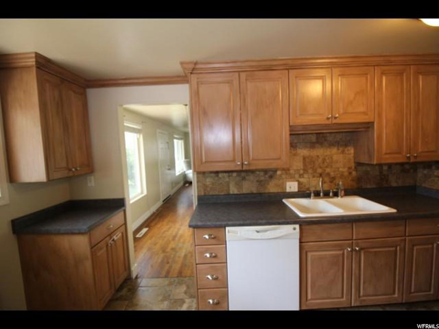 377 E 8260 S, Sandy, UT 84070 — photo 12