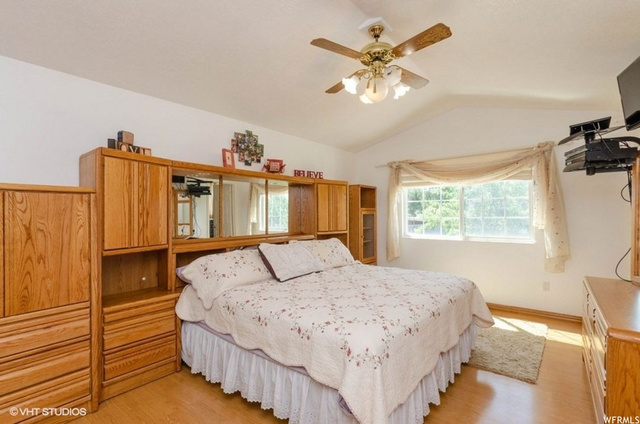 607 W 1000 N, Clinton, UT 84015 — photo 12
