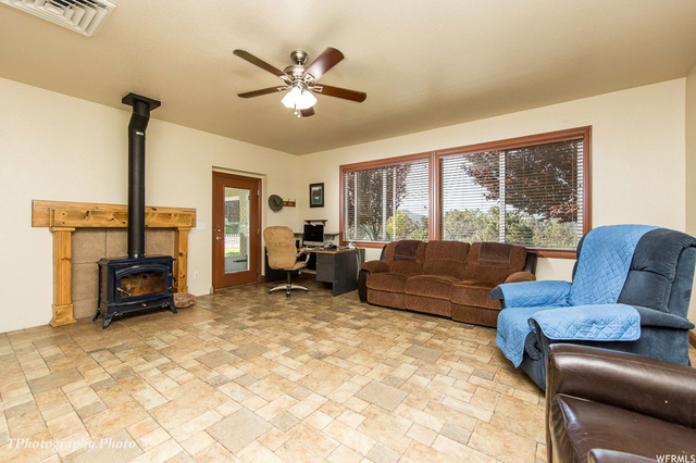 147 E Red Hill Rd, Central, UT 84722 — photo 5