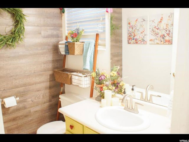 170 W 275 N, Centerville, UT 84014 — photo 9