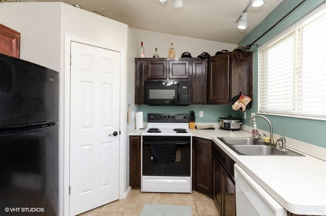 5391 S 4075 W, Roy, UT 84067 — photo 5