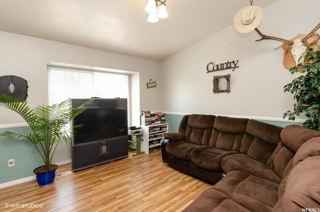 5391 S 4075 W, Roy, UT 84067 — photo 2