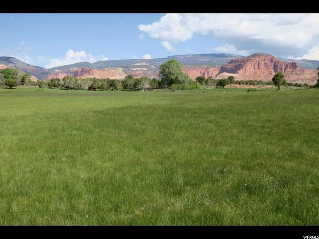 675 E Highway 24 St, Torrey, UT 84775 — photo 4