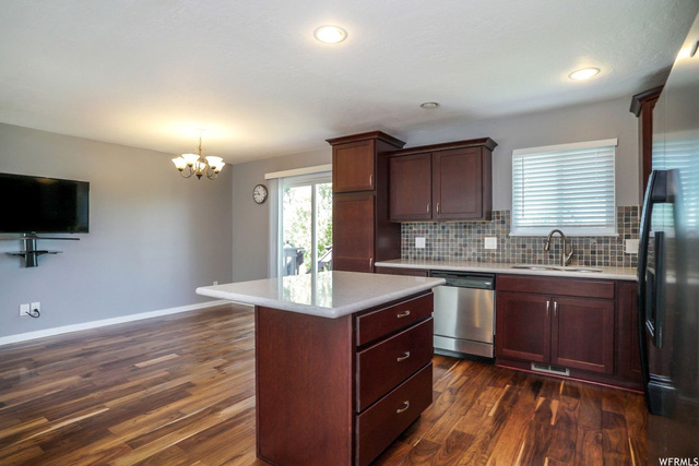 913 N Ash Dr E, Layton, UT 84040 — photo 6