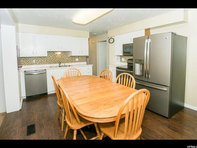 950 E Tritoma Ave, Sandy, UT 84094 — photo 11