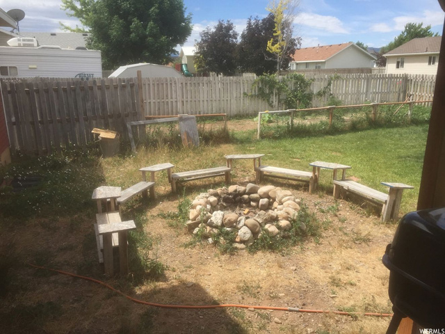 108 S 1300 E, Hyrum, UT 84319 — photo 10