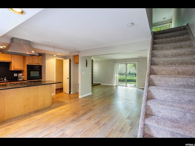 5447 Willow Ln, Murray, UT 84107 — photo 2