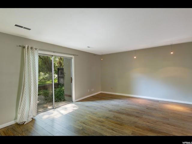 5447 Willow Ln, Murray, UT 84107 — photo 6