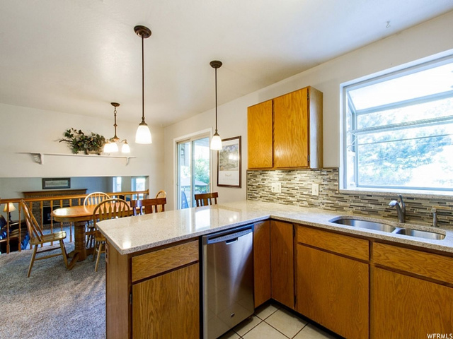 2228 E 10140 S, Sandy, UT 84092 — photo 9