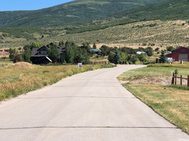 5505 N Benchmark Ln #6, Oakley, UT 84055 — photo 3