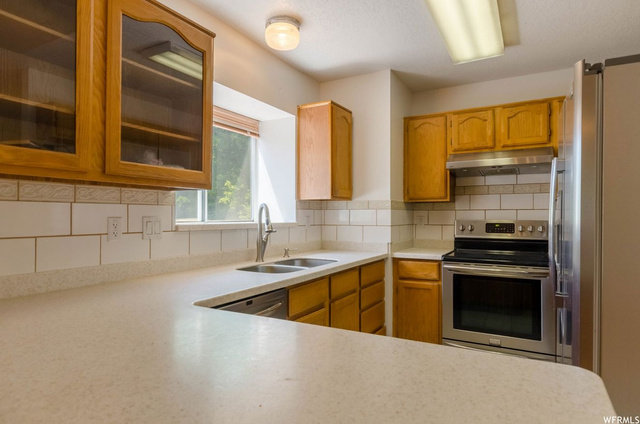 859 N 600 E, Logan, UT 84321 — photo 10