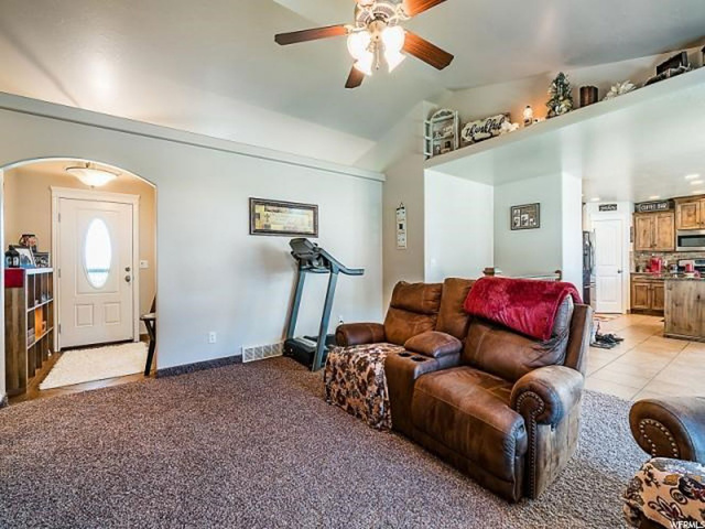1576 W 1300 N, Clinton, UT 84015 — photo 10