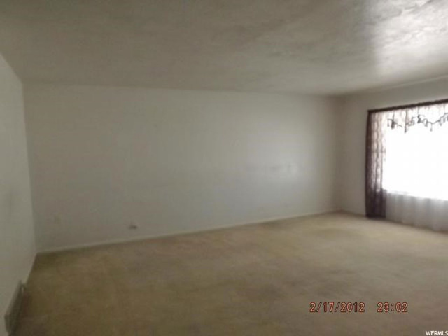 5520 S 2050 W, Roy, UT 84067 — photo 7