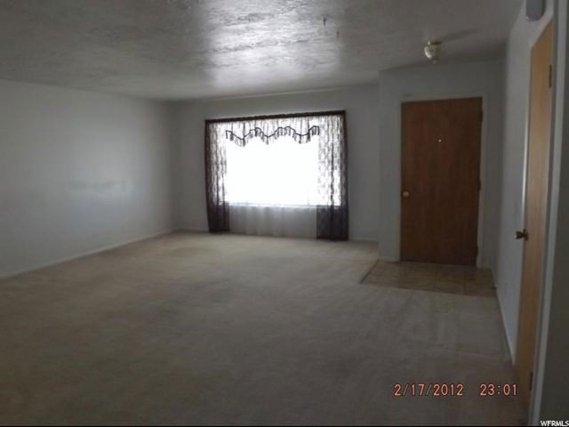 5520 S 2050 W, Roy, UT 84067 — photo 5