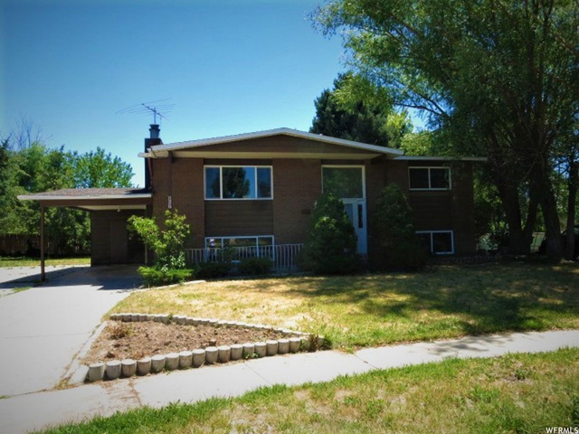 857 W 2650 N, Clinton, UT 84015 — photo 2