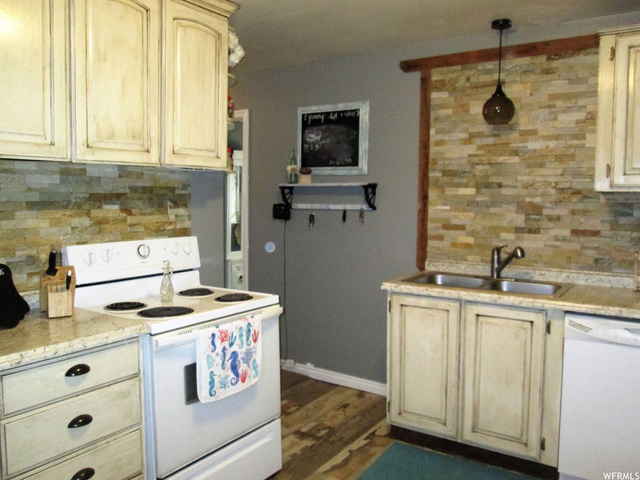 469 E 500 N, Roosevelt, UT 84066 — photo 12
