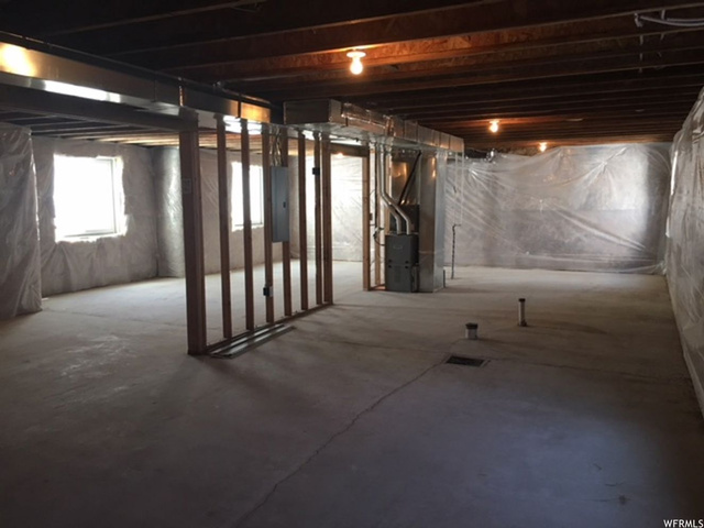 215 E 620 S, Smithfield, UT 84335 — photo 11