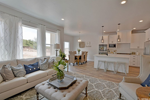 1458 E Sego Lily Ct, Layton, UT 84040 — photo 8