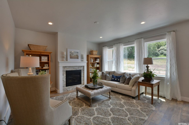 1458 E Sego Lily Ct, Layton, UT 84040 — photo 2