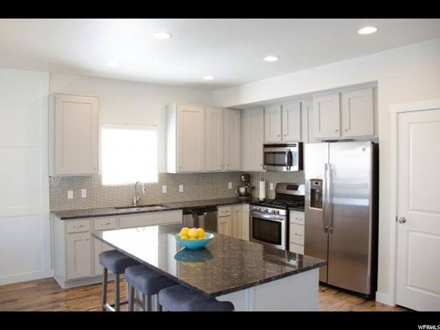 1216 E Roma Dr S, Fruit Heights, UT 84037 — photo 10