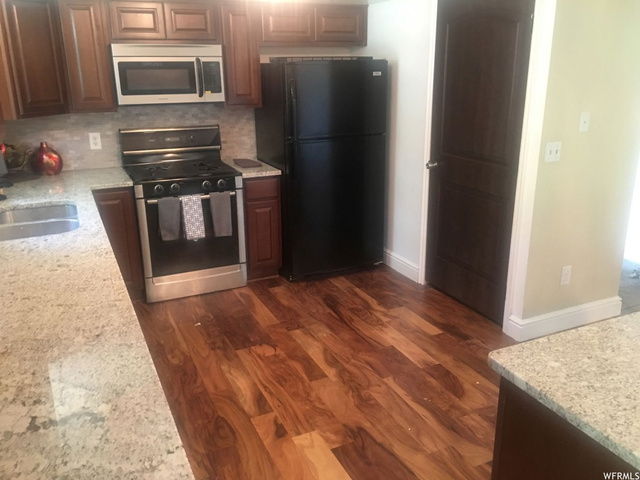 8054 S 2575 E, South Weber, UT 84405 — photo 4