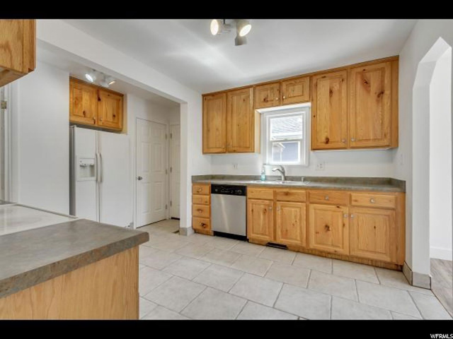 11 E Wilson Ave, Murray, UT 84107 — photo 7