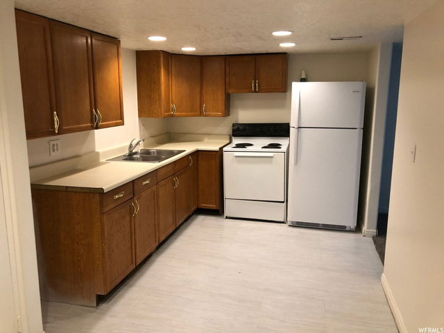 748 E 28th St S, Ogden, UT 84403 — photo 2