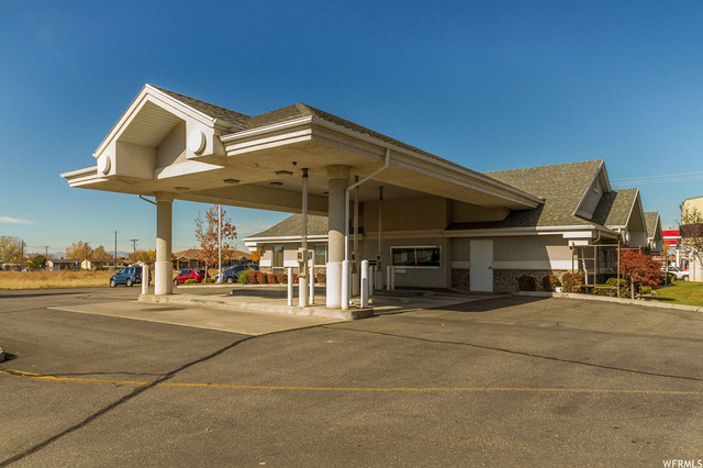 4815 S 3500 W, Roy, UT 84067 — photo 3