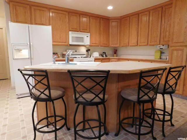 130 E Center St, Levan, UT 84639 — photo 2