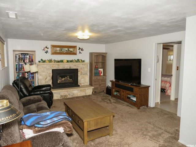 2376 N 690 W, Clinton, UT 84015 — photo 8
