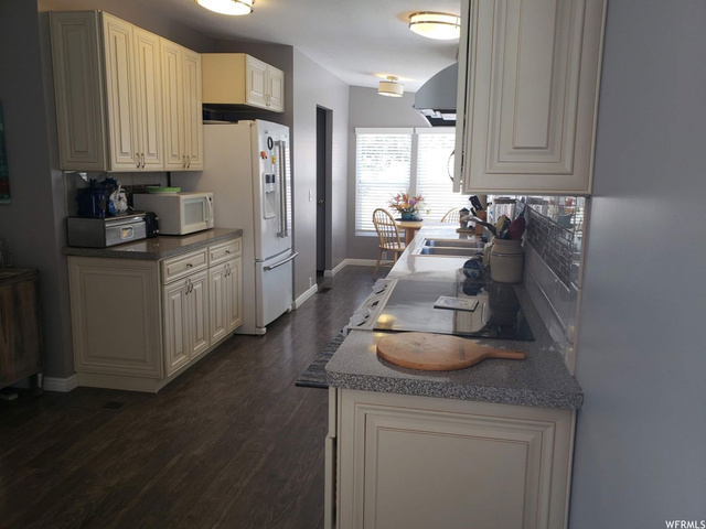 975 E 1175 S #12, Fruit Heights, UT 84037 — photo 11