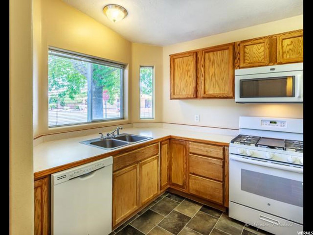 590 S 75 E, Ivins, UT 84738 — photo 5