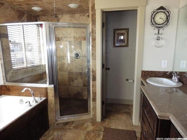 1283 W 2340 N, Clinton, UT 84015 — photo 6