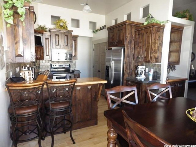 1283 W 2340 N, Clinton, UT 84015 — photo 4