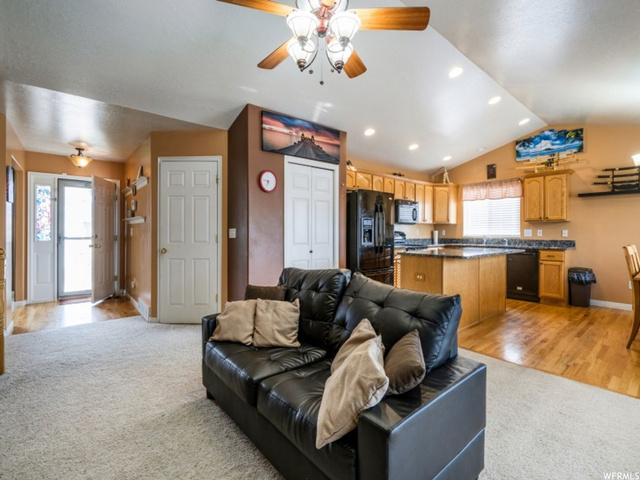 2672 W 4050 S, Roy, UT 84067 — photo 11